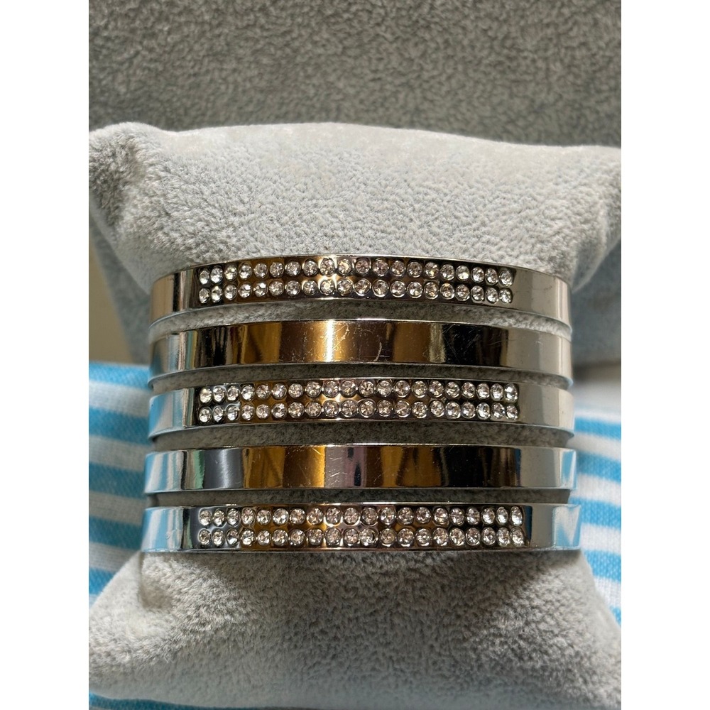 #45. Cuff Rhinestone Bracelet